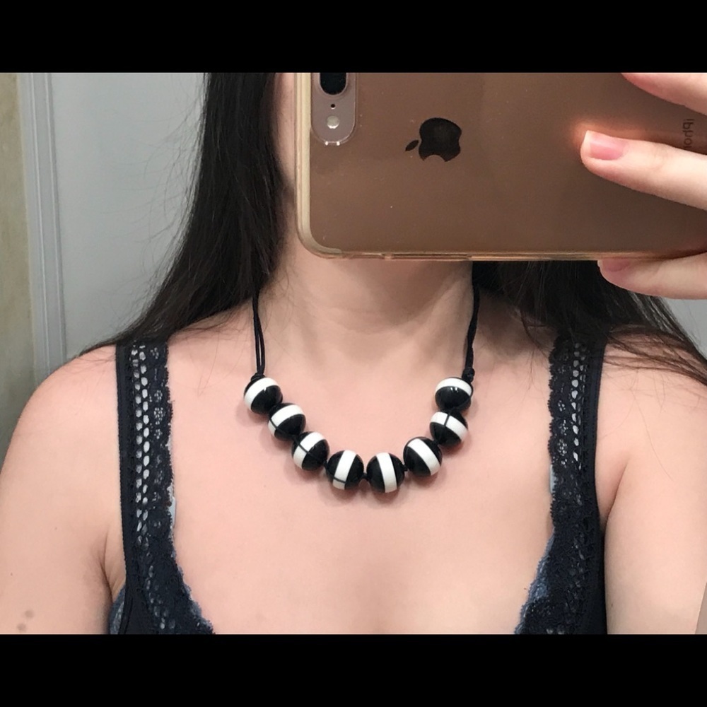 Necklace - Picture 3 of 4